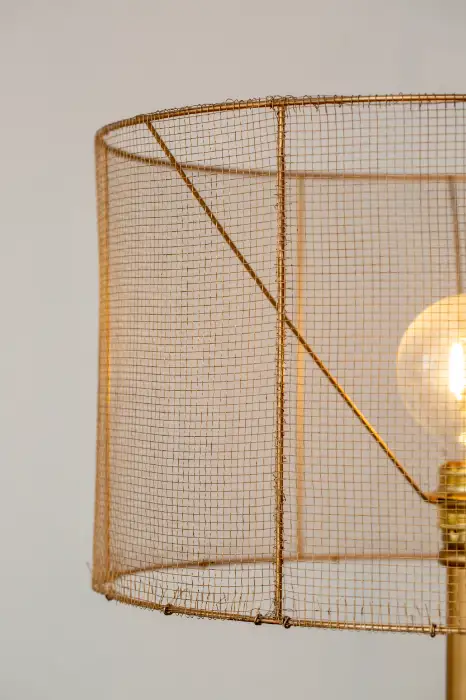 מנורת ריצפה וינטג' תעשייתית