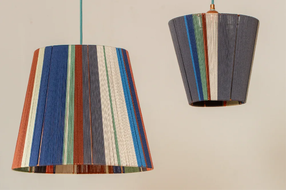 זוג מנורות בגוונים של חורף