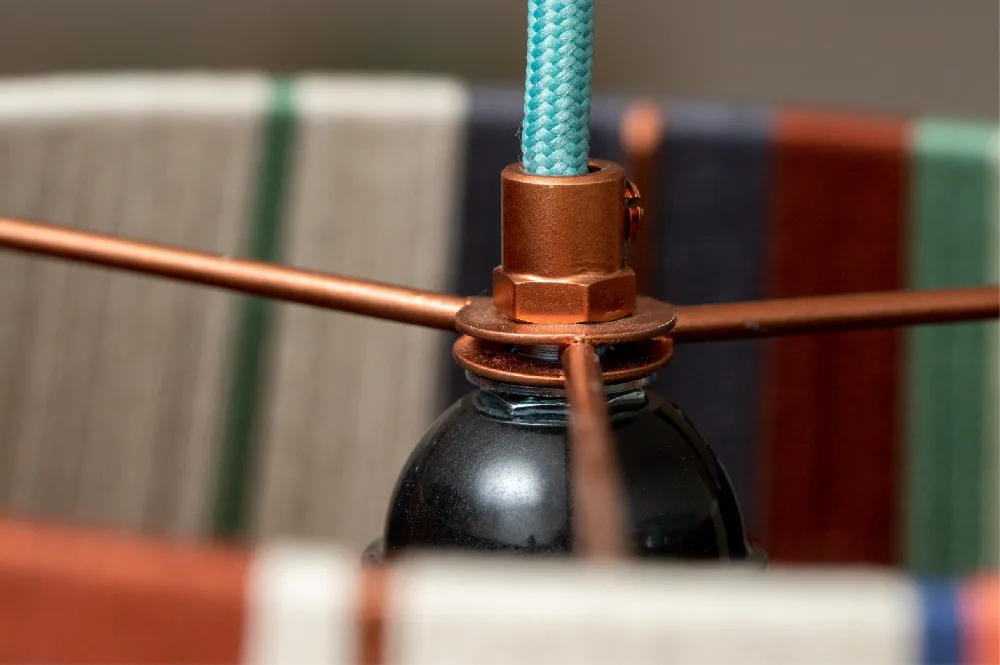 זוג מנורות בגוונים של חורף